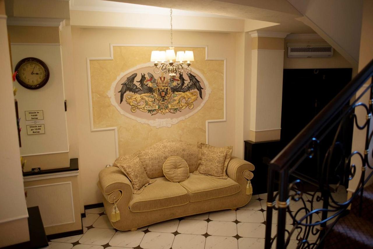Franz Hotel&Restaurant Ивано-Франковск Экстерьер фото